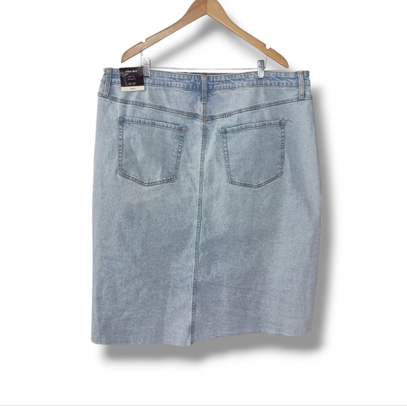 NWT AVA & VIV PLUS SIZE DENIM A LINE SKIRT SIZE 22 - Picture 3 of 7